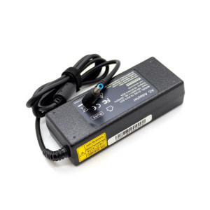 65W Adapter  Voor HP EliteBook 840 G5G6  45 mm blauwe pin  Zwart